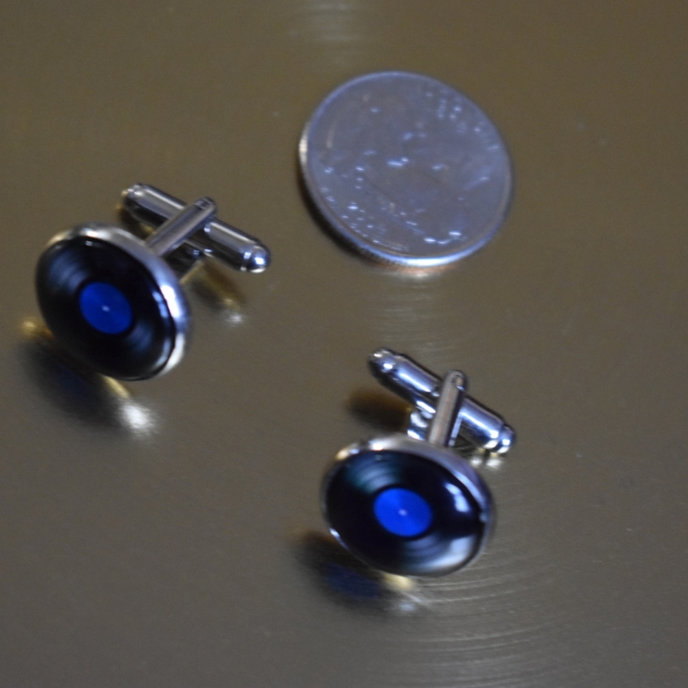 Vinyl Record Cufflinks - Picture 5 of 7